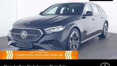 Graphitgrau Gebraucht 2024 Mercedes E220 Avantgarde Kombi | 45.980 € (Superpreis)