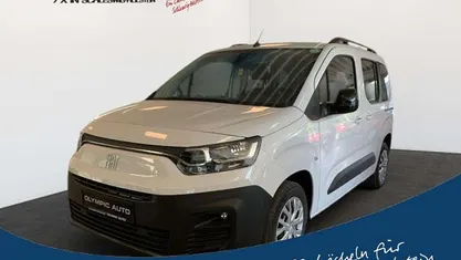 Weiß Gebraucht 2023 Fiat Doblò Launch Edition Van / Kleinbus | 28.990 €