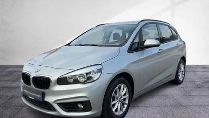 Gebraucht BMW 218 Active Tourer Basis 136 PS (100 kW) 2015 Glaciersilbermetallic Van / Kleinbus