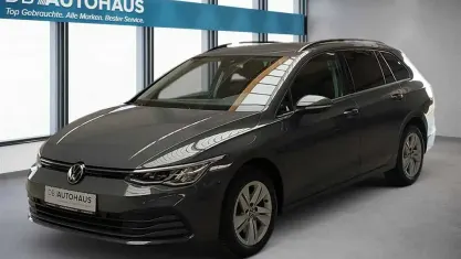 Gebraucht VW Golf VIII Life 116 PS (85 kW) 2024 Grau Kombi