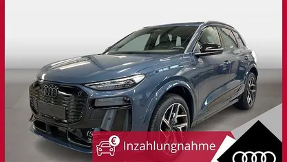 Neu Audi Q6 e-tron Business 225 kW (306 PS) 2026 Plasmablau SUV