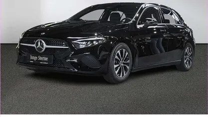 Gebraucht 2024 Mercedes A180 Limousine | 28.760 € (Fairer Preis)
