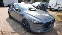 Grau Gebraucht 2023 Mazda 3 Homura-Line Limousine | 22.888 € (Guter Preis)