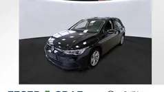 Deep black perleffekt Gebraucht 2022 VW Golf VIII Life Limousine | 22.850 € (Fairer Preis)