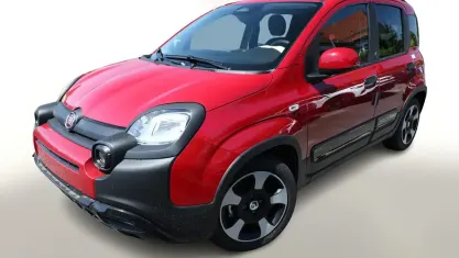 Neu Fiat Panda Cross Cross 65 PS (47 kW) 2026 Passione rot Kleinwagen