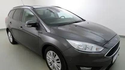 Gebraucht Ford Focus Business Edition 120 PS (88 kW) 2016 Magneticgrau Kombi