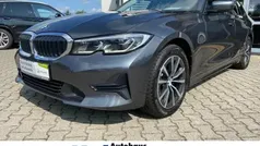 Mineralgrau metallic Gebraucht 2022 BMW 320 Advantage Kombi | 27.900 € (Fairer Preis)