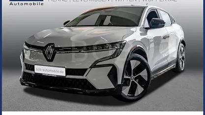 Arktis weiß Gebraucht 2022 Renault Megane E-Tech Equilibre Limousine | 19.333 € (Guter Preis)
