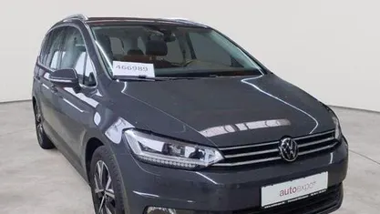 Gebraucht VW Touran Highline 150 PS (110 kW) 2022 Van / Kleinbus