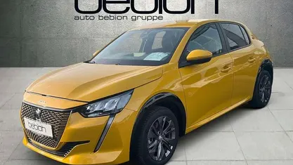 Gelb Gebraucht 2021 Peugeot e-208 Active Kleinwagen | 14.880 € (Fairer Preis)
