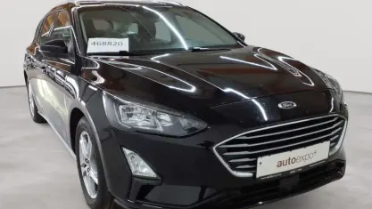 Używany Ford Focus Cool & Connect 120 KM (88 kW) 2021 Czarny Kombi