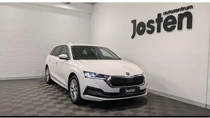 Gebraucht 2023 Skoda Octavia Style Kombi | 21.490 € (Guter Preis)