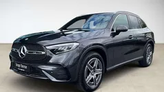 Grau Gebraucht 2024 Mercedes GLC300 Advanced SUV | 57.770 € (Superpreis)