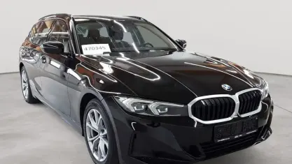 Gebraucht BMW 320 Sport Line 190 PS (139 kW) 2023 Schwarz uni Kombi