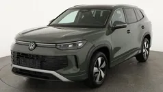 Cipressino grün metallic Neu 2025 VW Tayron Pro SUV | 43.495 € (Guter Preis)