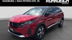 Rot Gebraucht 2022 Peugeot 5008 Van / Kleinbus | 33.990 € (Fairer Preis)