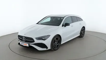 Gebraucht Mercedes CLA250 AMG line 224 PS (164 kW) 2023 Weiß Coupé