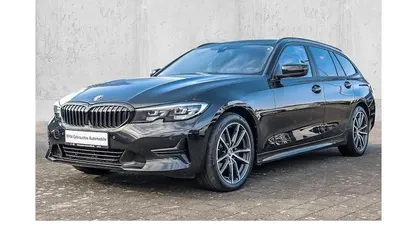 Gebraucht BMW 320 Sport Line 190 PS (139 kW) 2022 Kombi