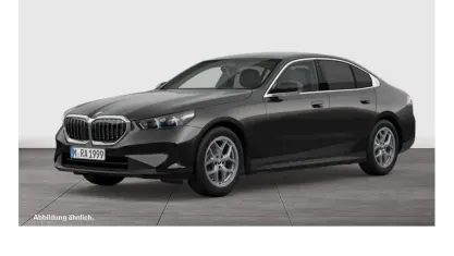 Gebraucht BMW 520 Comfort Edition 197 PS (144 kW) 2024 Grau Limousine