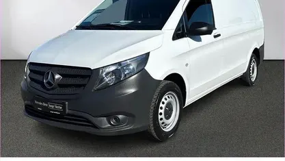 Gebraucht Mercedes Vito 163 PS (119 kW) 2023 Weiß Van
