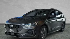 Magnetic metallic Neu 2025 Ford Focus ST-Line Limousine | 30.990 € (Fairer Preis)