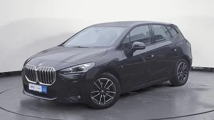 Gebraucht 2024 BMW 218 Active Tourer Performance Van / Kleinbus | 29.990 € (Fairer Preis)