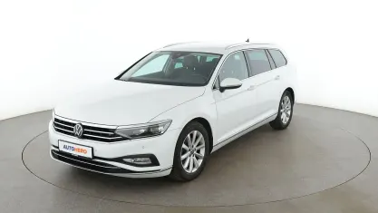 Gebraucht VW Passat Elegance 150 PS (110 kW) 2021 Weiß Kombi