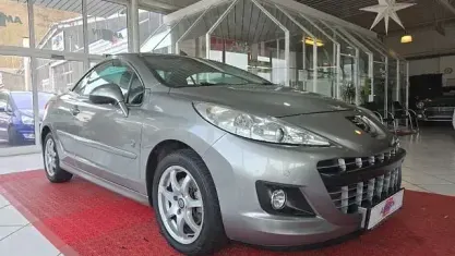 Occasion Peugeot 207 CC Roland Garros 120 ch (88 kW) 2010 Gris Cabriolet