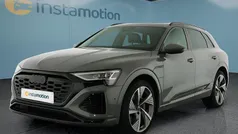 Grau Gebraucht 2023 Audi Q8 e-tron S-Line SUV | 49.799 € (Fairer Preis)
