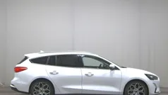 Weiß Gebraucht 2020 Ford Focus Titanium Kombi | 15.480 € (Fairer Preis)