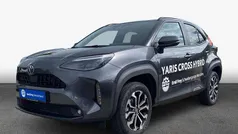 Marlingrau metallic Gebraucht 2025 Toyota Yaris Cross SUV | 29.490 € (Fairer Preis)