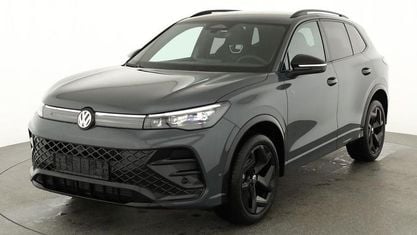 Neu VW Tiguan R-line 193 PS (141 kW) 2025 Delfingrau metallic SUV