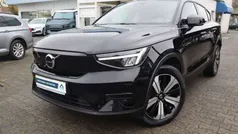 Schwarz Gebraucht 2022 Volvo EC40 Core SUV | 29.970 € (Fairer Preis)