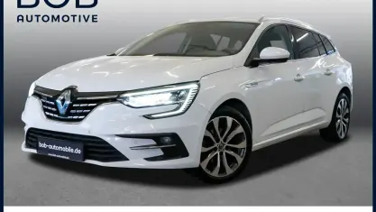 Gebraucht Renault Mégane GrandTour Techno 140 PS (102 kW) 2023 Weiß Kombi