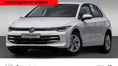 Gebraucht 2024 VW Golf VIII Life Limousine | 23.950 € (Fairer Preis)