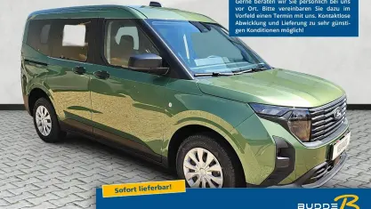 Neu Ford Tourneo Courier Trend 125 PS (91 kW) 2026 Bursting green metallic Van / Kleinbus