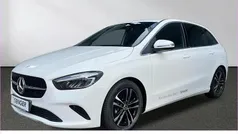 Weiß Gebraucht 2025 Mercedes B200 Progressive Van / Kleinbus | 31.880 € (Guter Preis)