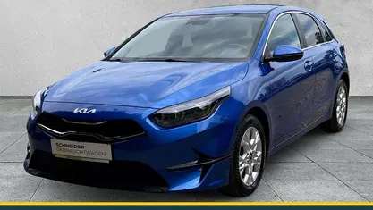 Blau Gebraucht 2022 Kia Ceed Vision Kleinwagen | 20.590 € (Fairer Preis)