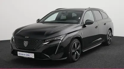 Gebraucht Peugeot 308 GT 131 PS (96 kW) 2025 Lackierung schwarz perla nera/typ aussenverkleidung metalliclackierung Kombi