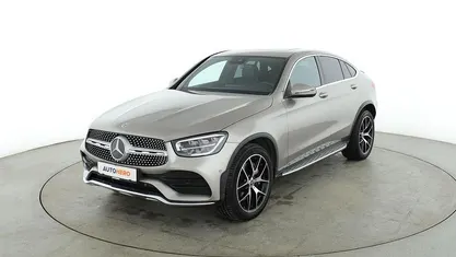 Grau Gebraucht 2023 Mercedes GLC300 AMG line SUV | 52.650 €