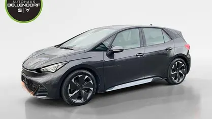 Grau Gebraucht 2022 Cupra Born Kleinwagen | 24.940 € (Fairer Preis)