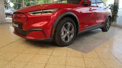 Gebraucht 2023 Ford Mustang Mach-E Basis SUV | 38.990 € (Fairer Preis)