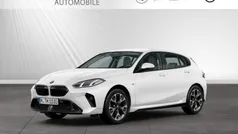 Alpinweiss Gebraucht 2024 BMW 120 M Sport Kleinwagen | 29.904 €