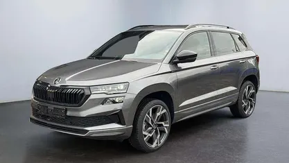 Gebraucht 2025 Skoda Karoq SportLine SUV | 36.879 € (Fairer Preis)