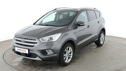 Grau Gebraucht 2017 Ford Kuga Titanium SUV | 16.810 € (Fairer Preis)