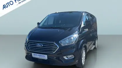 Gebraucht Ford Tourneo Titanium 150 PS (110 kW) 2023 Schwarz metallic Van / Kleinbus