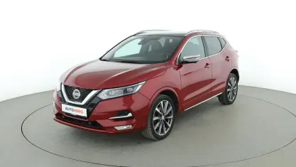 Gebraucht Nissan Qashqai Tekna 159 PS (116 kW) 2019 Rot SUV