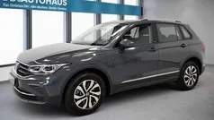 Grau Gebraucht 2022 VW Tiguan Active SUV | 32.250 € (Fairer Preis)