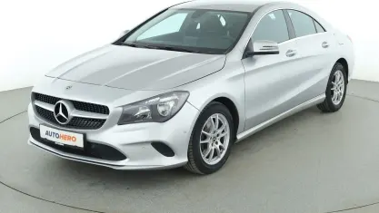Gebraucht Mercedes CLA200 156 PS (114 kW) 2018 Silber Limousine