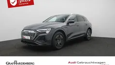 Grau Gebraucht 2024 Audi Q8 e-tron S-Line SUV | 74.980 €